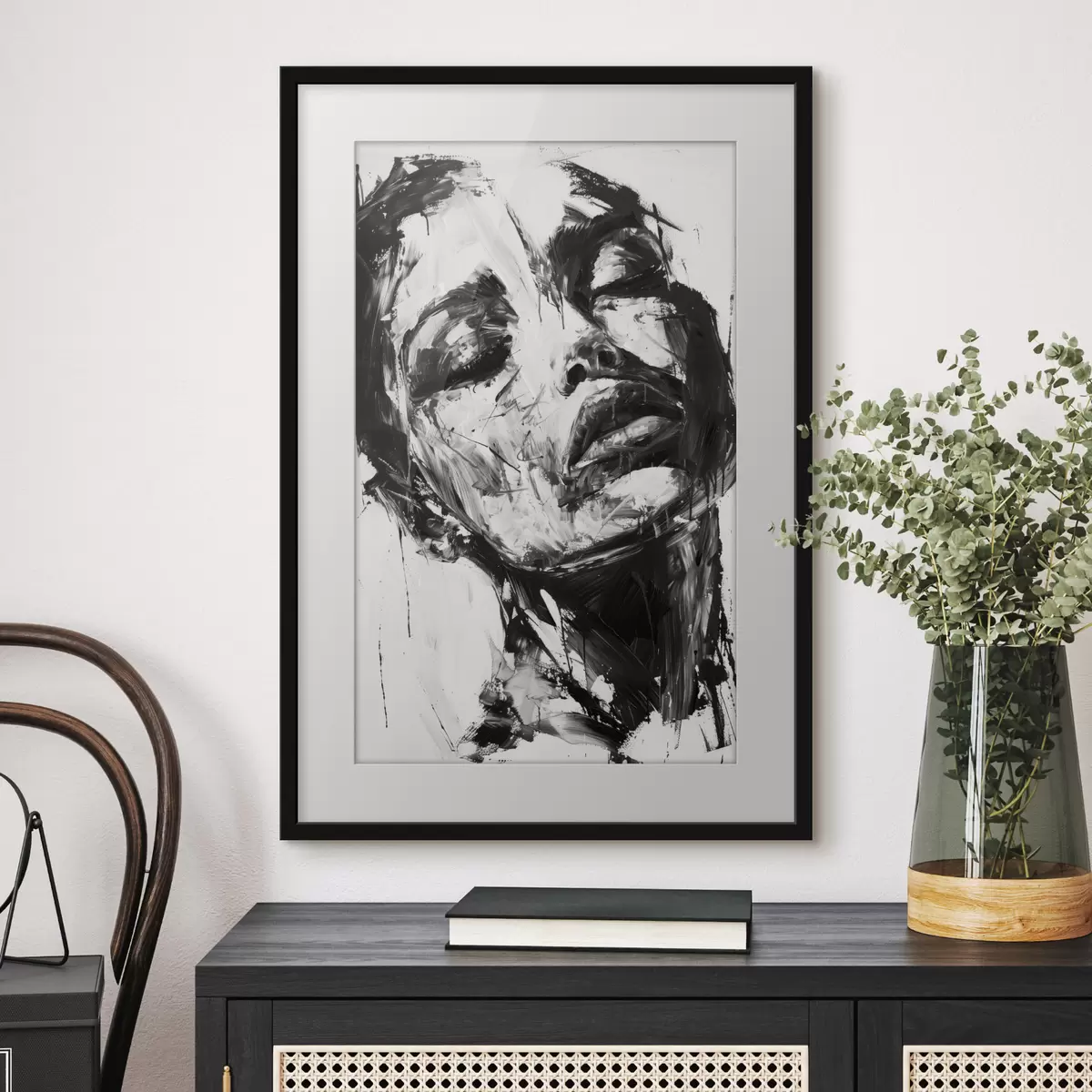 Poster Portrait d'une femme avec des coups de pinceau noirs f38641