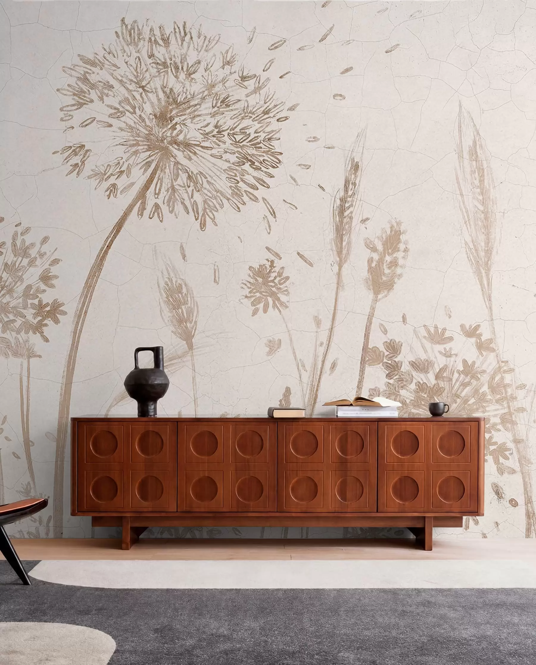 Papier peint Un champ de pissenlits et autres fleurs sauvages sur un fond doux et brumeux w07921