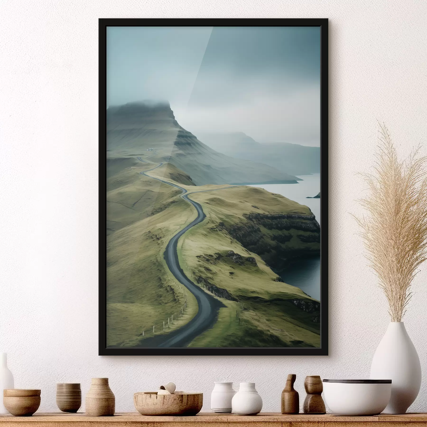 Papier peint Paysage minimaliste d'une route dans les îles Féroé, au bord de la mer f40726