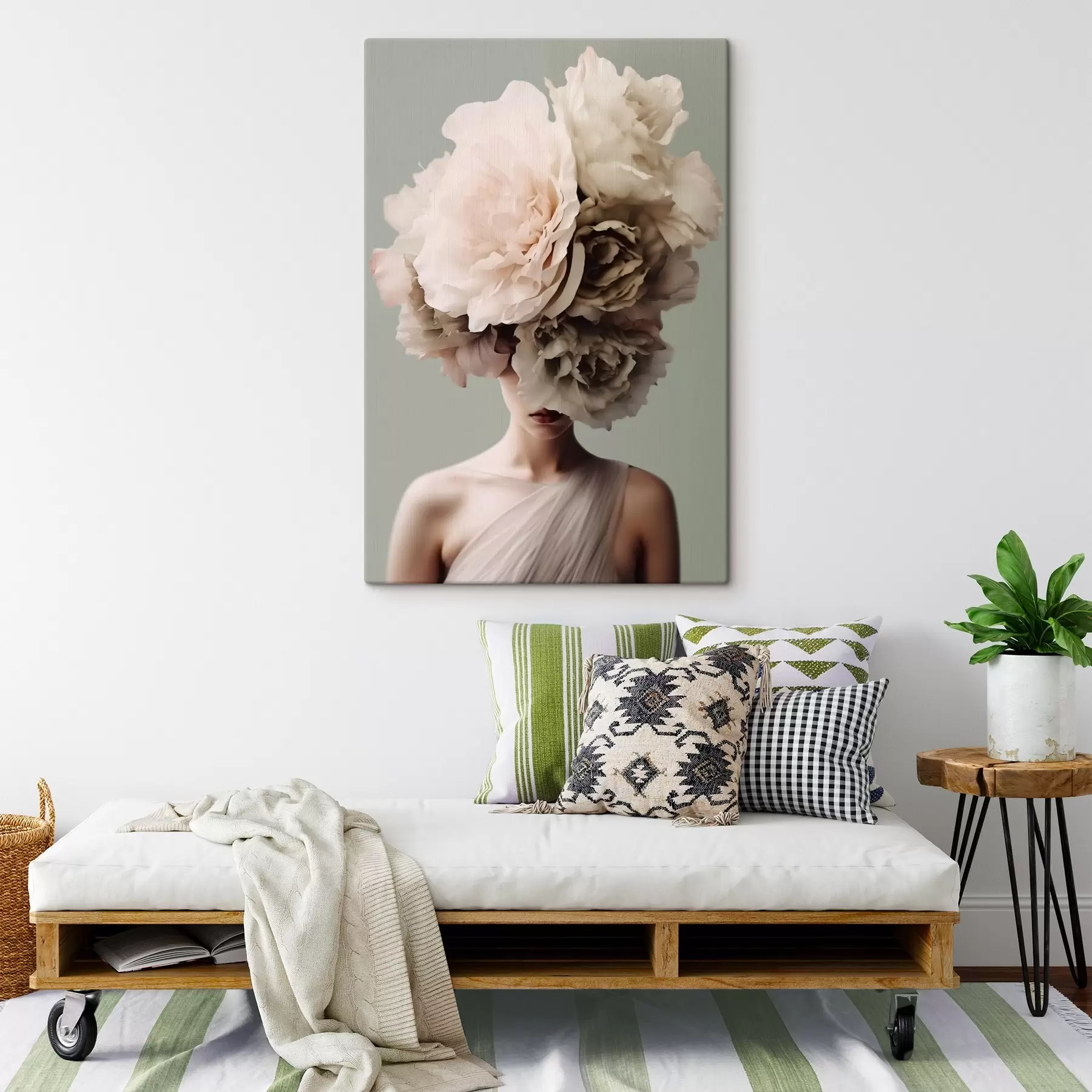Papier peint Femme avec de grandes fleurs sur la tête cachant son visage s41483
