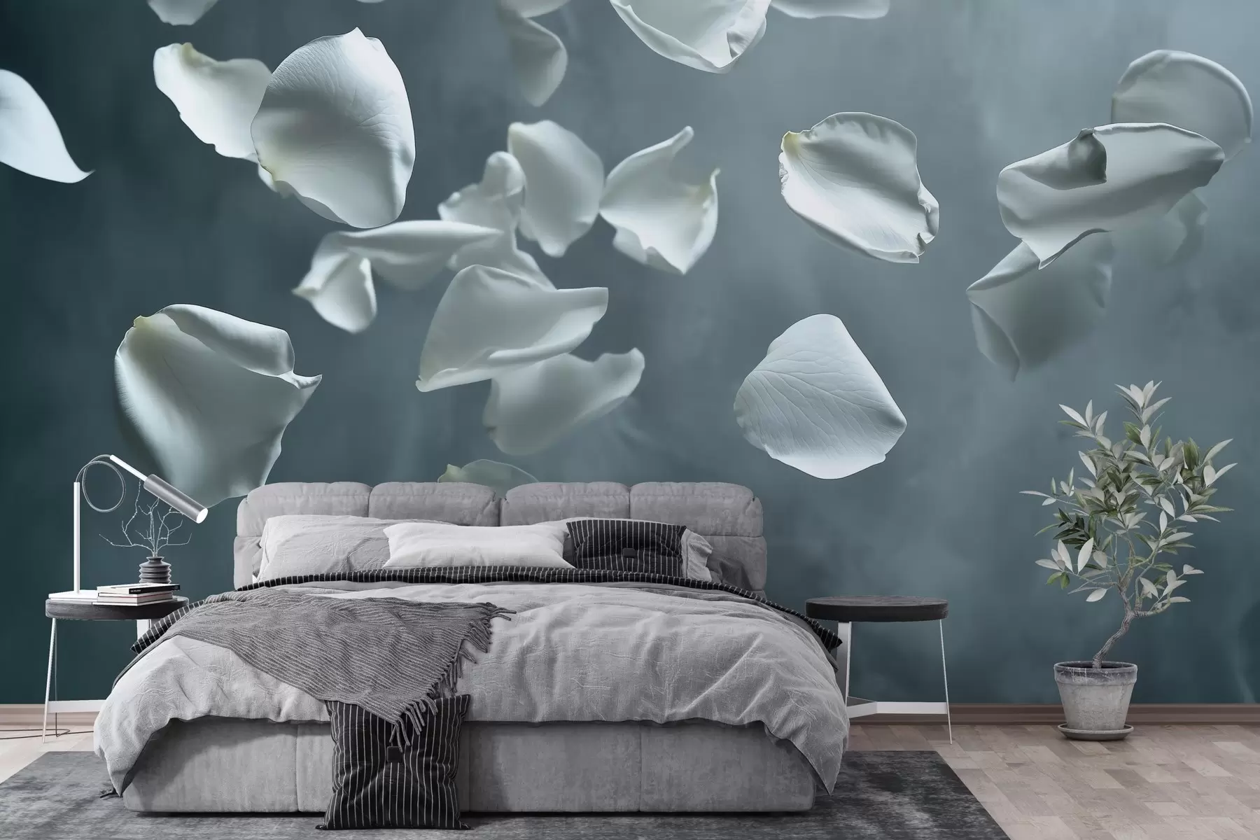 Papier peint Pétales de rose délicats tombant vers le bas sur un fond sombre w02289