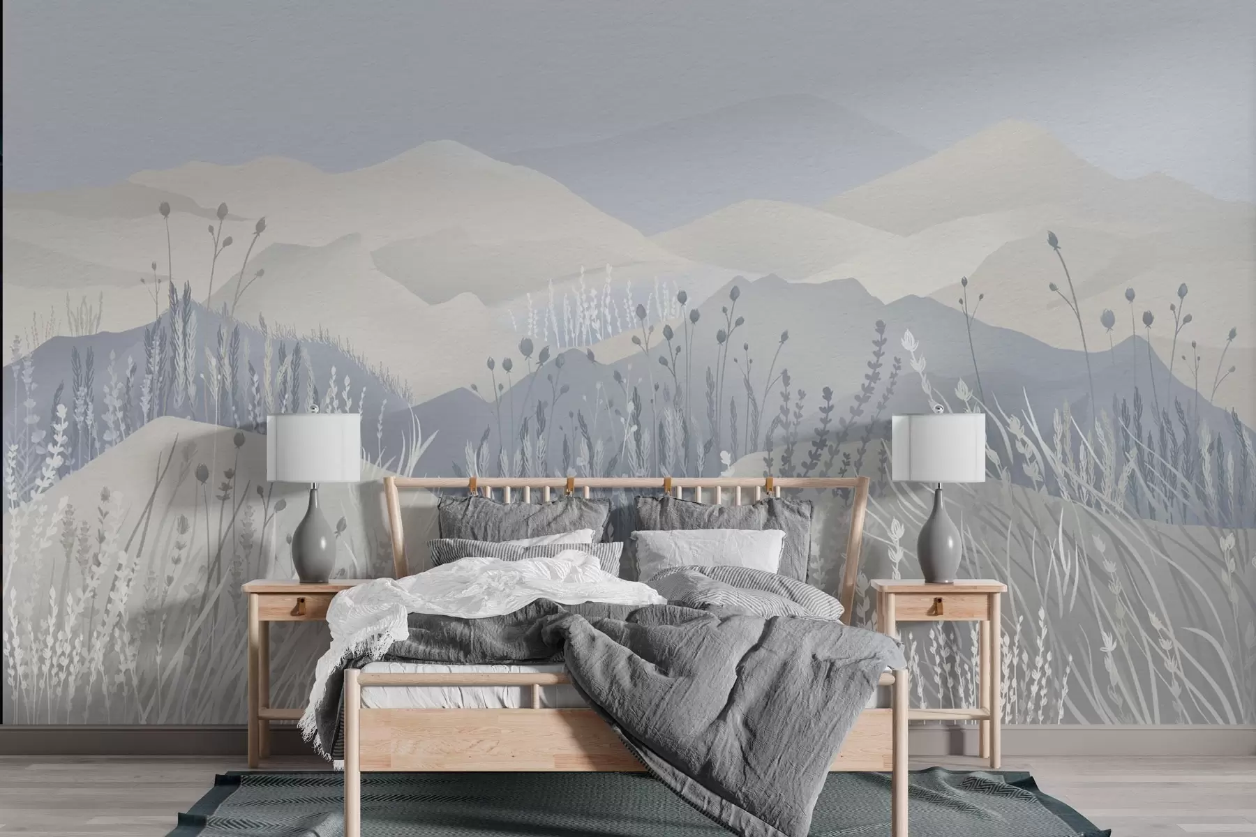 Papier peint Montagnes brumeuses, herbes et fleurs des champs dans les tons bleus w02317v1