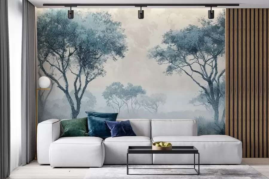 Papier peint Un paysage brumeux et serein avec des silhouettes d'arbres au premier plan et un brouillard doux dans des tons bleus et beiges w08442