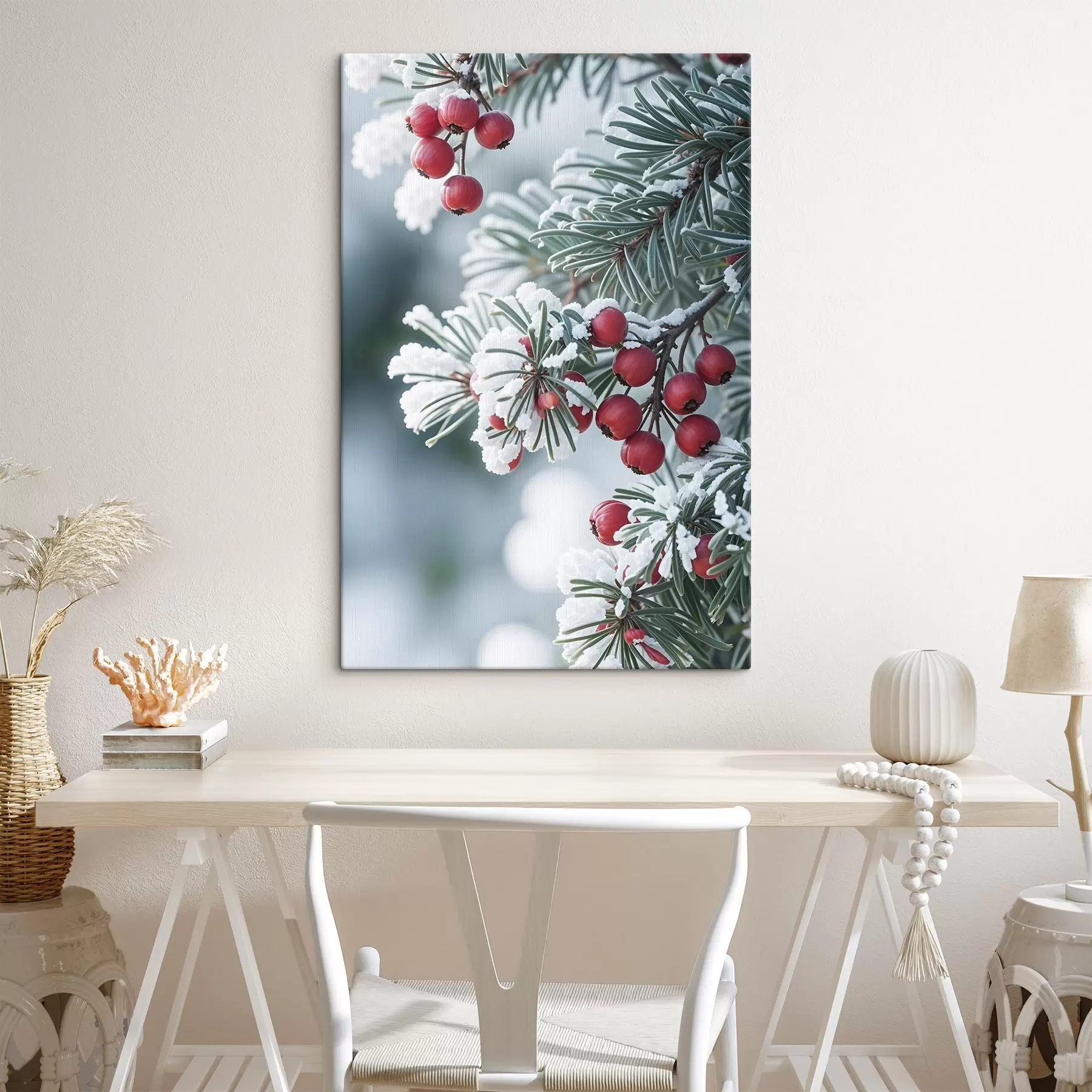 Tableau Branche de pin enneigée avec baies rouges, scène d'hiver s42238