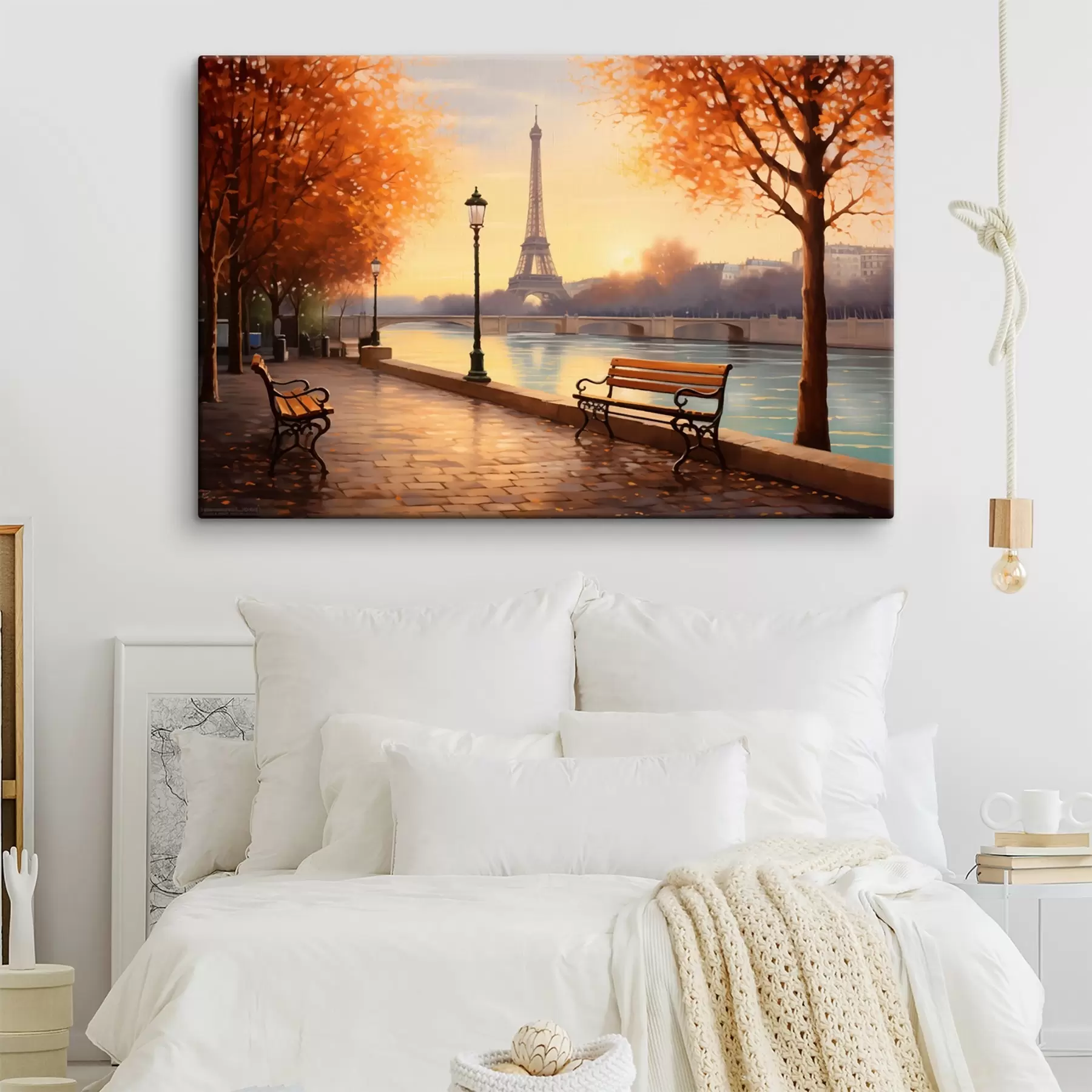 Tableau L'automne à Paris avec vue sur la tour Eiffel, les berges de la Seine recouvertes de feuilles, les bancs et les lampadaires qui ajoutent une touche romantique. s42577