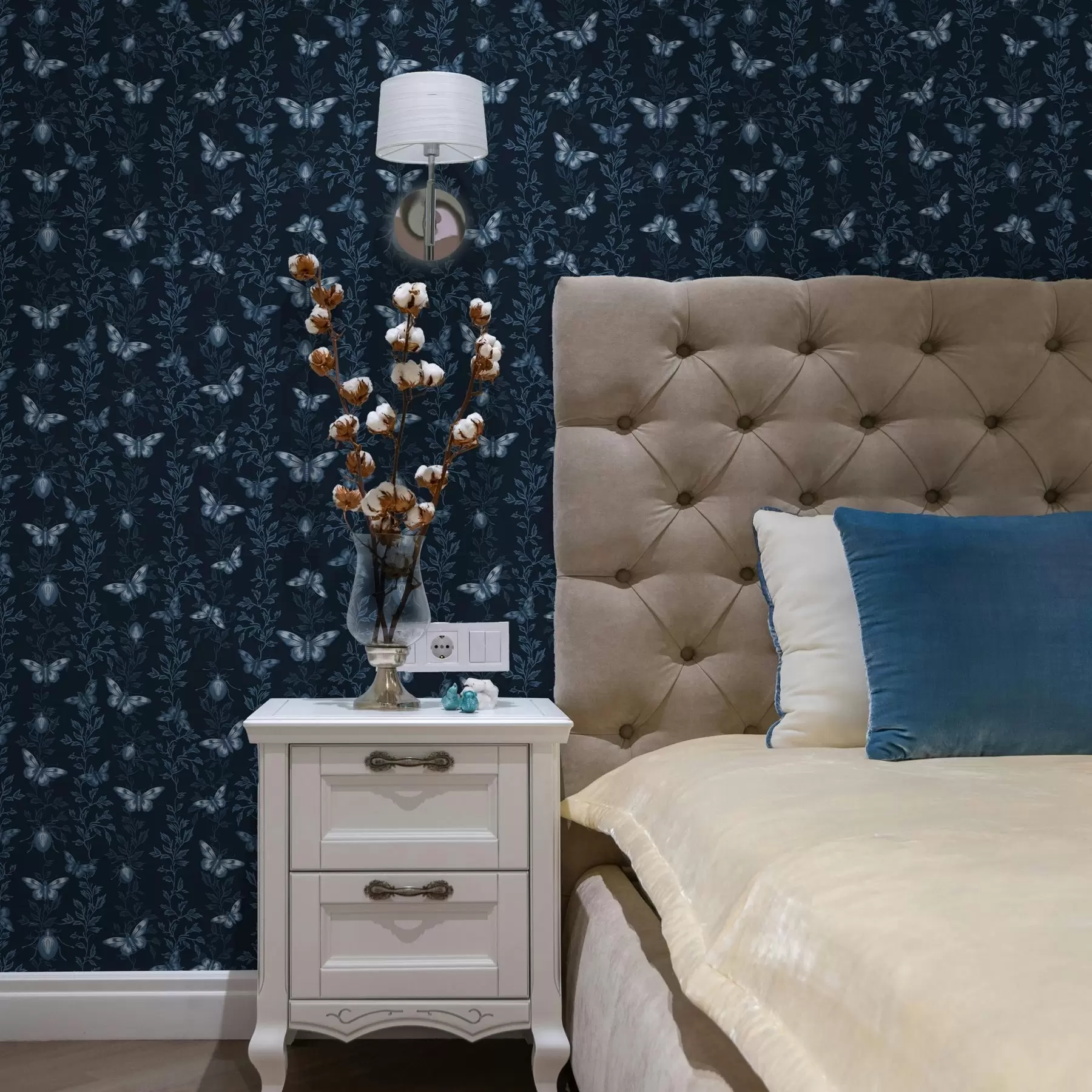 Papier peint Composition avec papillons, feuilles et insectes sur fond bleu a00073