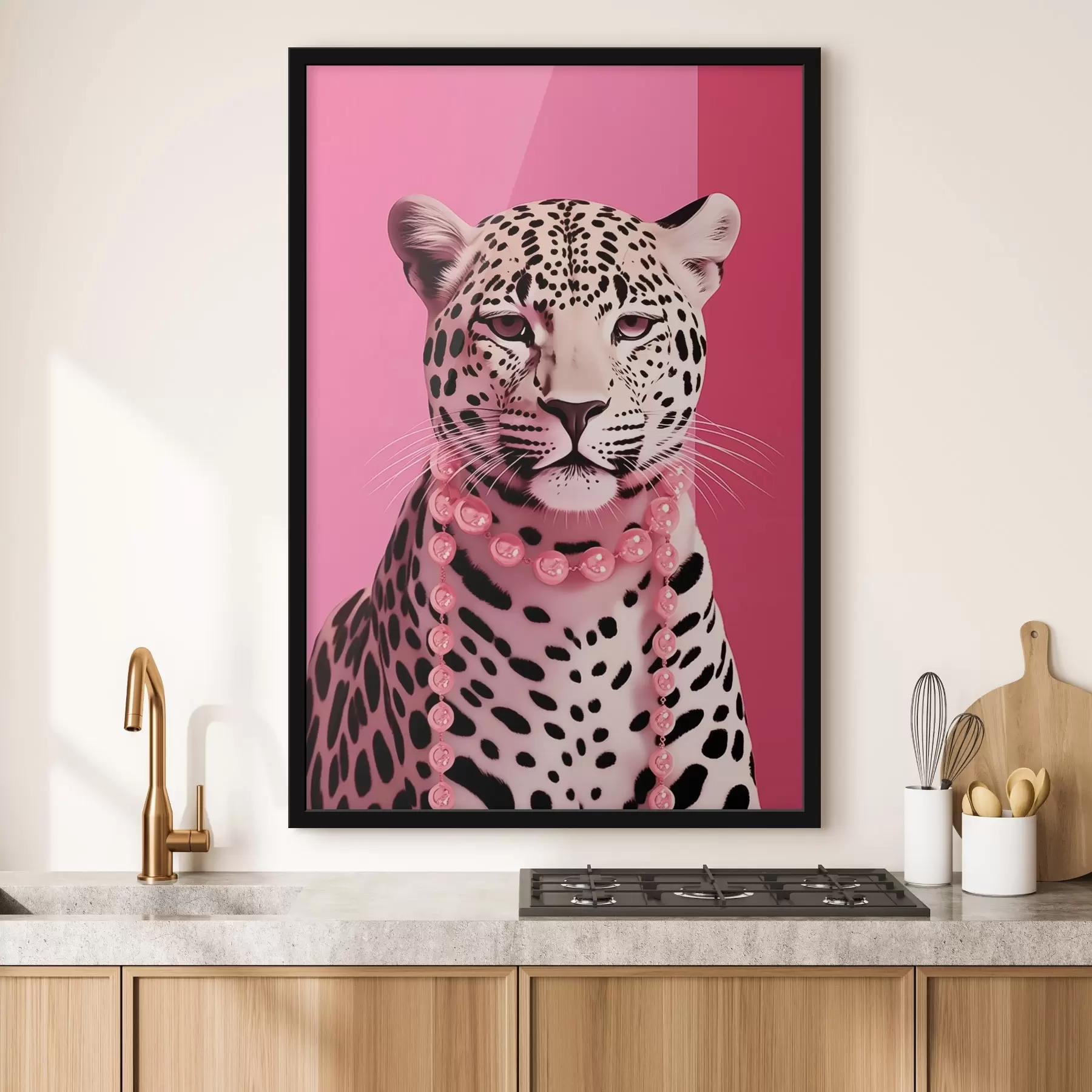 Papier peint Portrait d'un léopard avec un collier rose f43976
