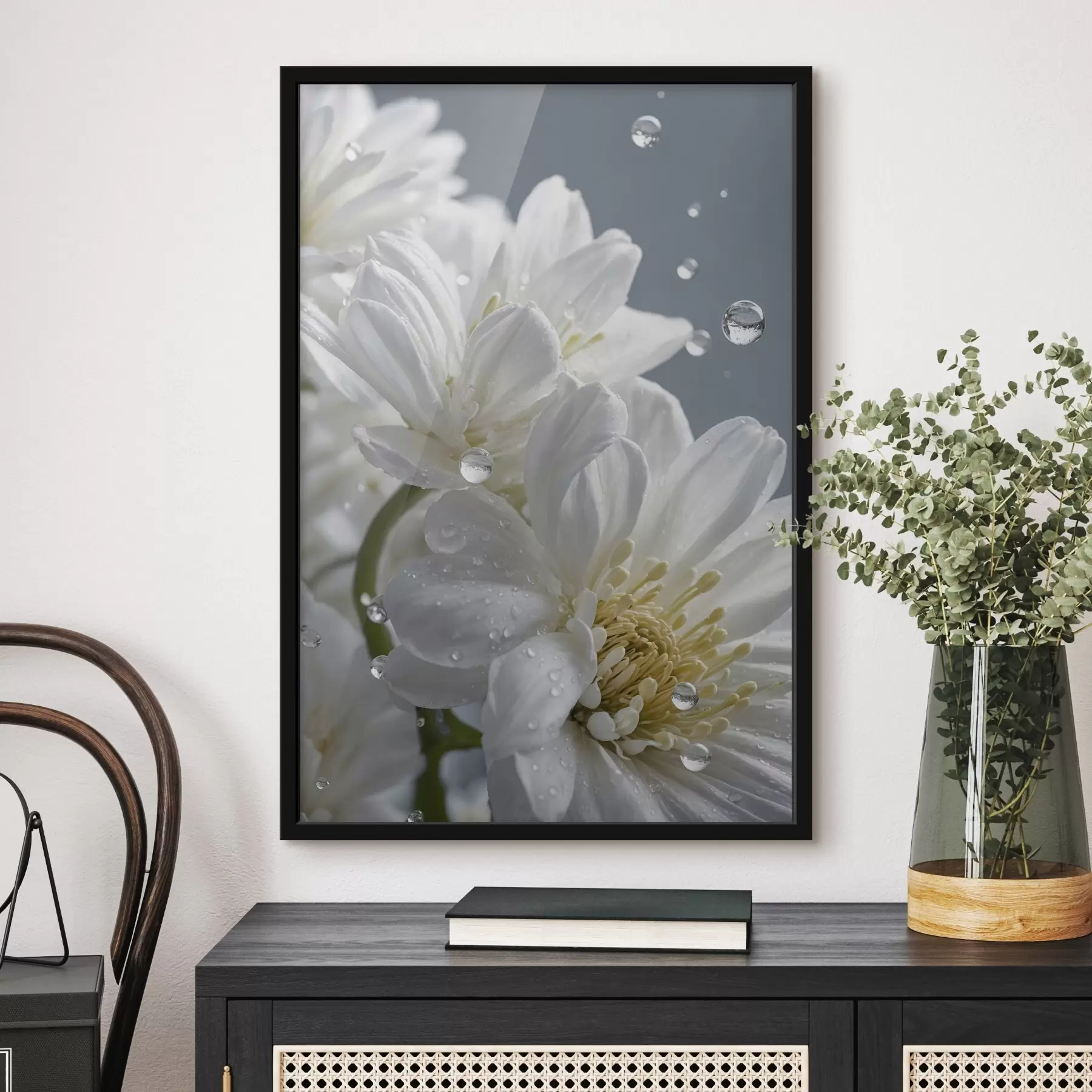 Papier peint Fleurs blanches avec rosée f44100