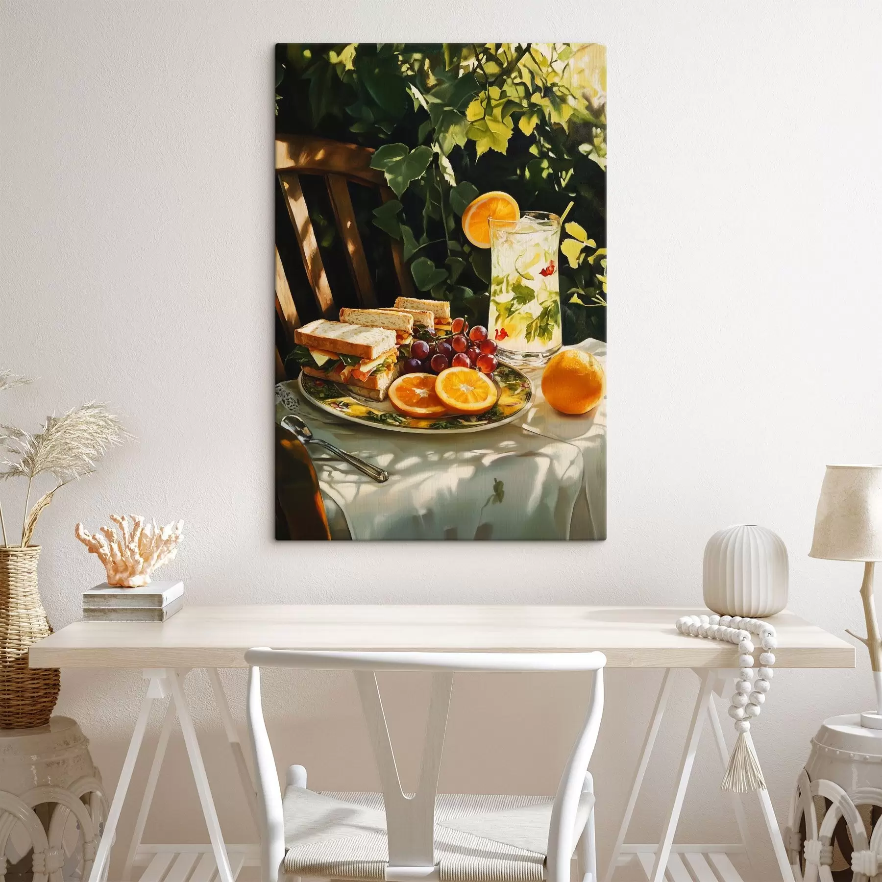 Tableau Pique-nique esthétique dans le jardin d'été, sandwichs, oranges, limonade s44306