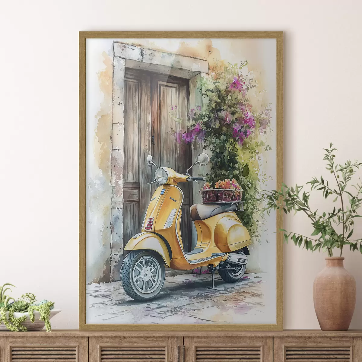 Poster Scooter Vespa jaune près d'une porte en bois avec des fleurs f44607
