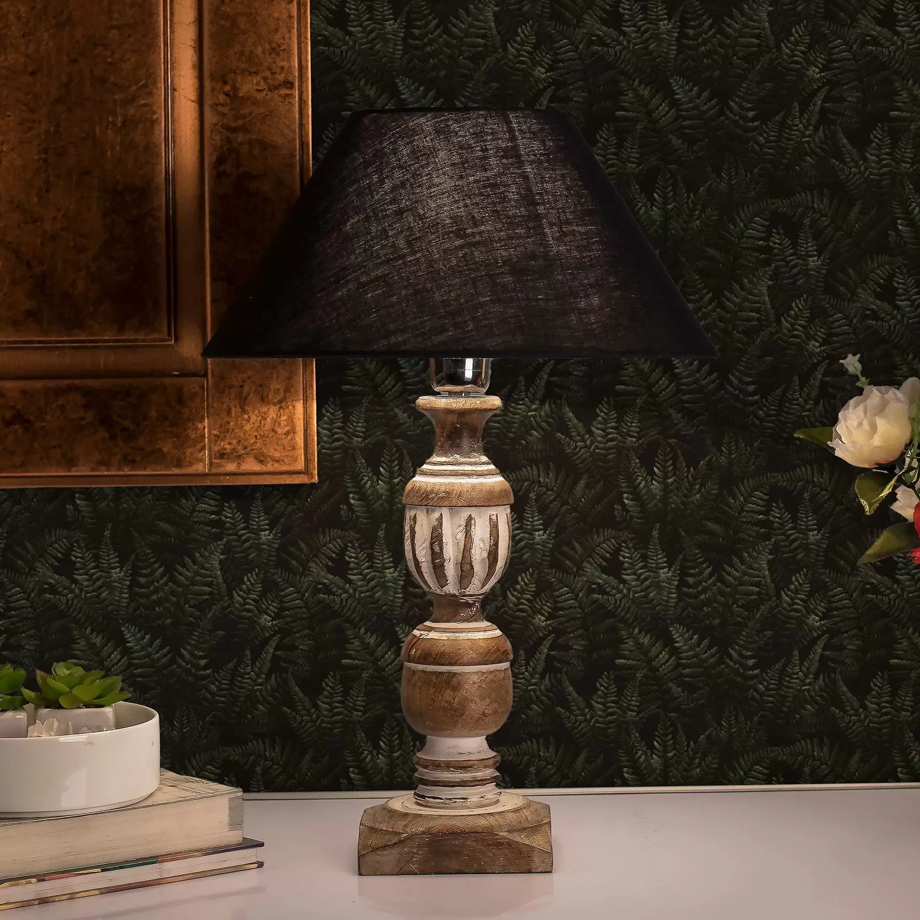 Papier peint Fougère sombre, ornement de forêt, couleurs nocturnes a00214