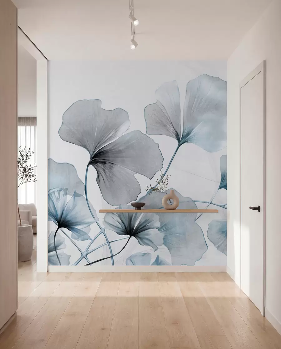 Papier peint Feuilles de Ginkgo biloba dans des tons bleus et gris, effet aquarelle délicatement texturé, fond clair w09215v1