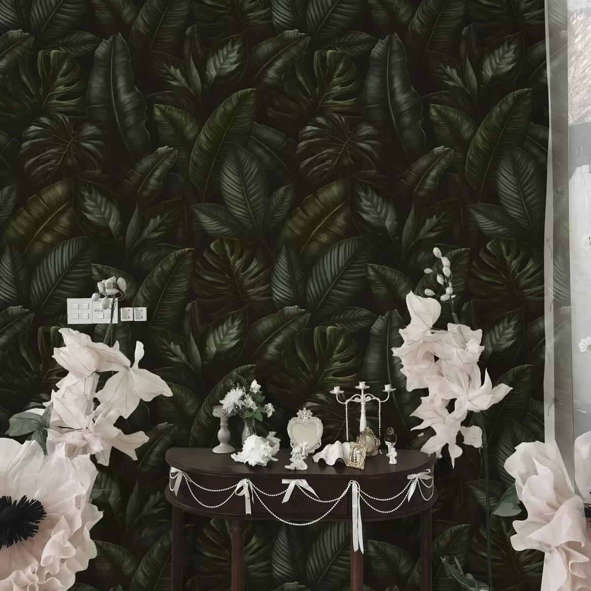 Papier peint Feuilles de jungle foncées avec des tons verts profonds a00251