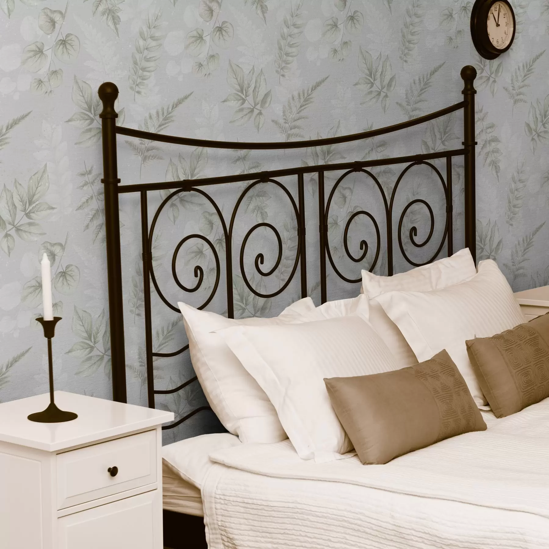 Papier peint Feuilles d'aquarelle légères avec effet d'éclaboussure sur fond gris a00446