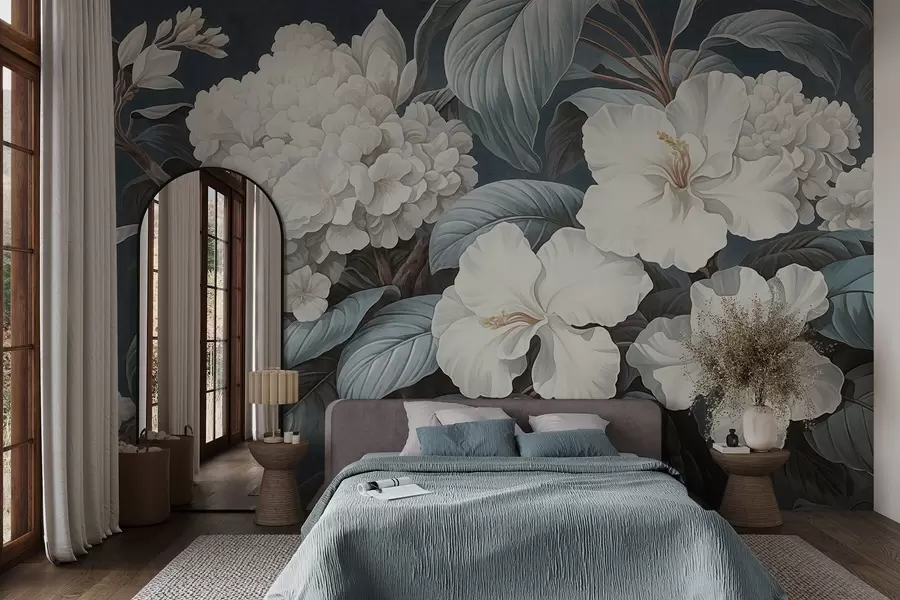 Papier peint Fleurs tropicales blanches avec des pétales et des feuilles délicates sur un fond bleu foncé, style vintage texturé, illustration botanique w09334