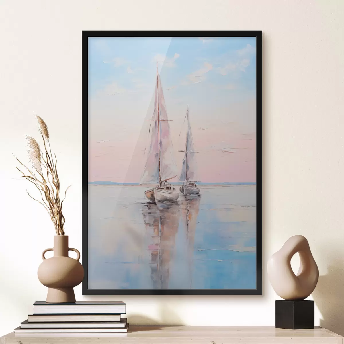 Poster Voiliers aux voiles roses flottant sur une mer calme, reflets des bateaux dans l'eau, couleurs douces et pastel f45558