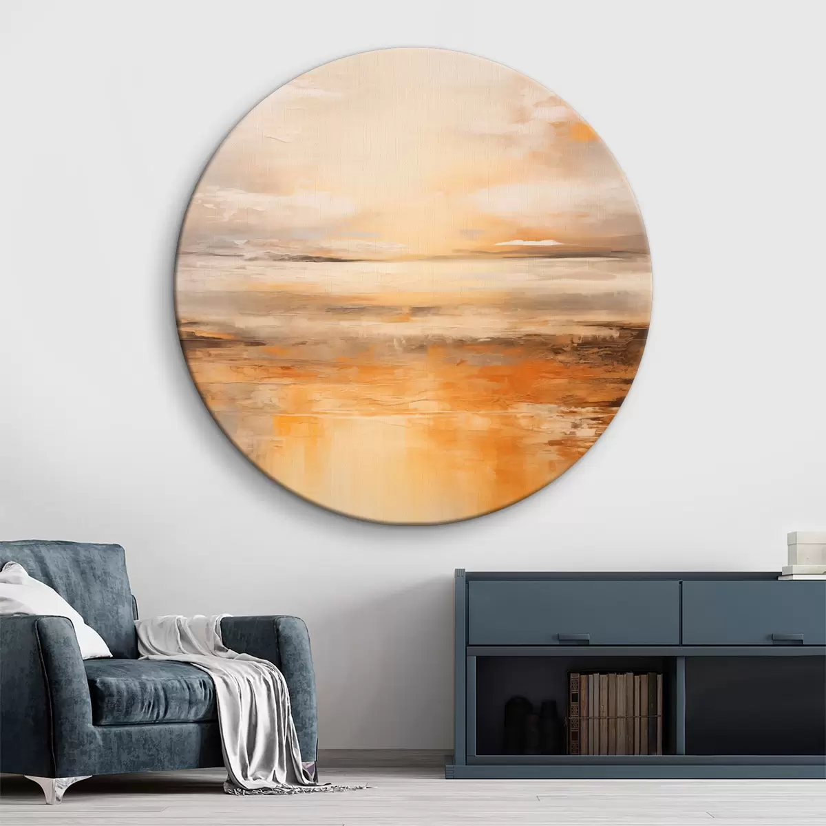 Tableaux rondes Peinture abstraite d'un paysage de plage avec un océan calme, du sable orange et un ciel nuageux avec du soleil r45567