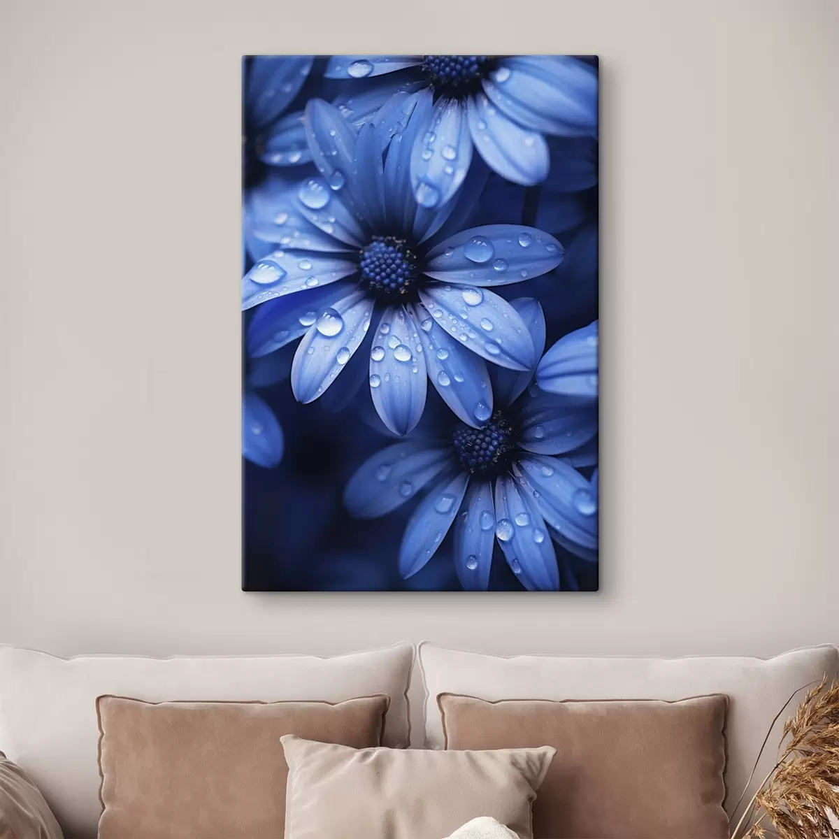 Tableau Fleur bleue avec des gouttes d'eau sur ses pétales s45499