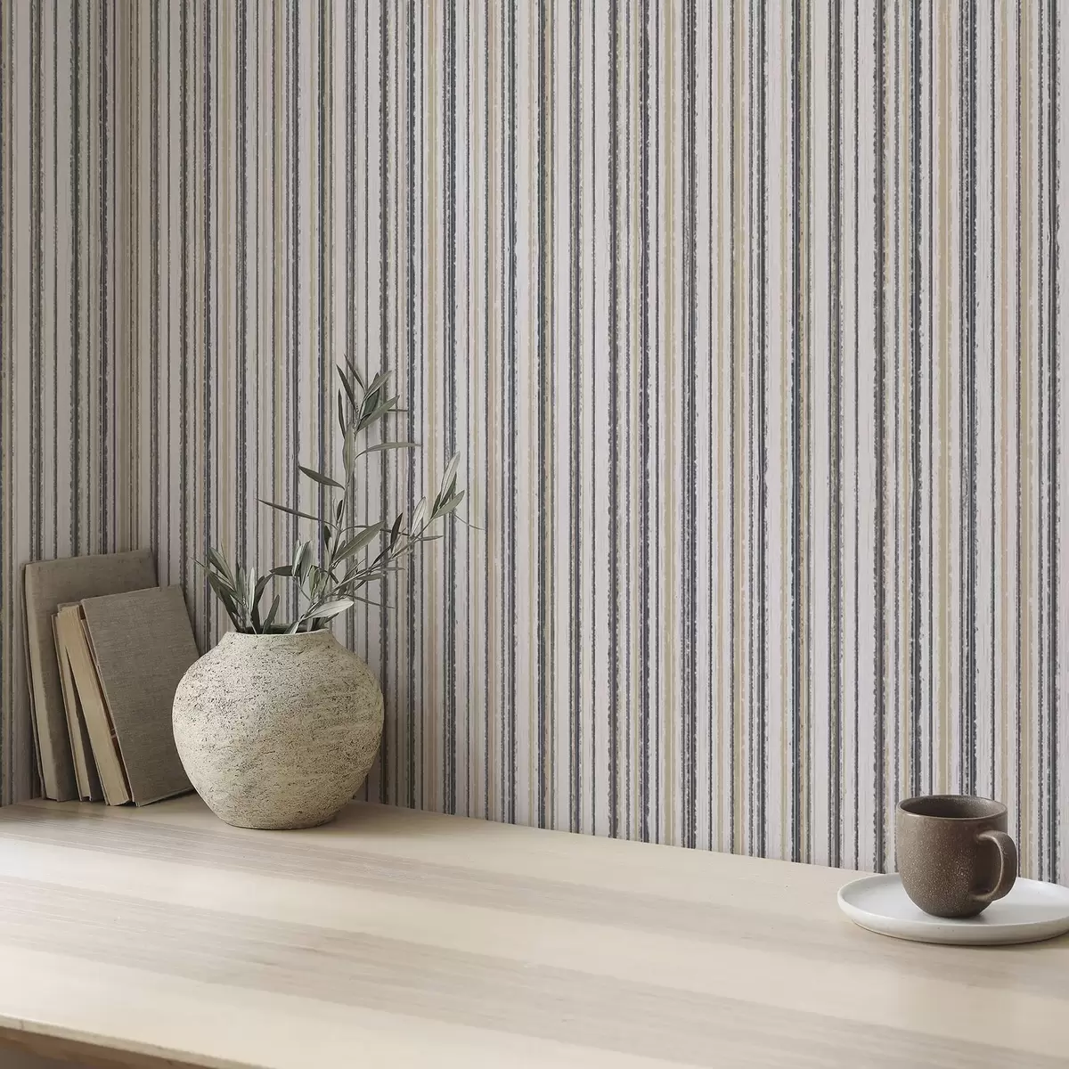 Papier peint Rayures dans les tons gris-beige et jaunâtres a00508