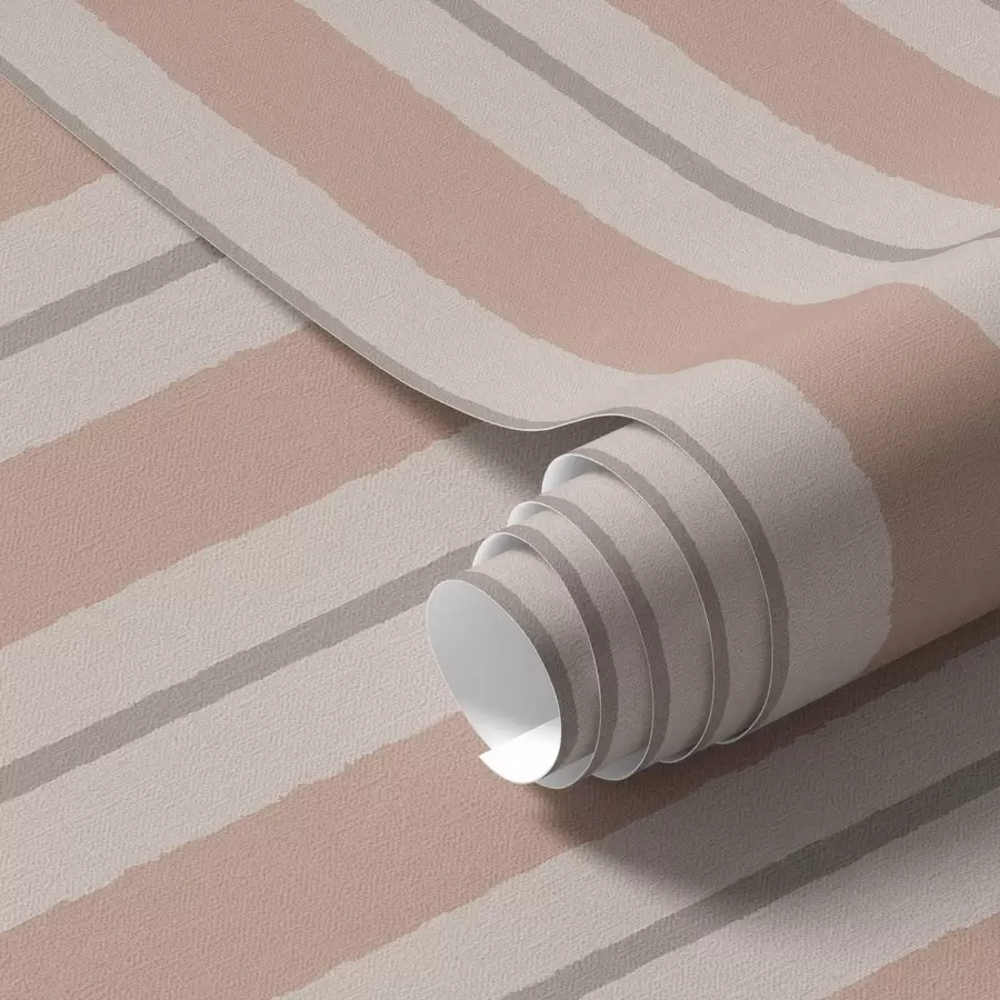 Papier peint Larges rayures beige-terre cuite avec un accent grisâtre a00513