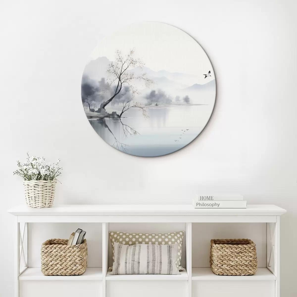 Tableaux rondes Paysage brumeux avec un arbre, des montagnes et des oiseaux r45518
