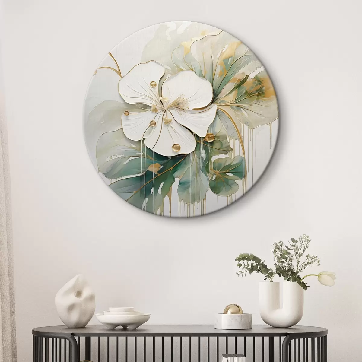 Tableaux rondes Une fleur blanche avec des détails jaune-orange et des feuilles vertes r45815