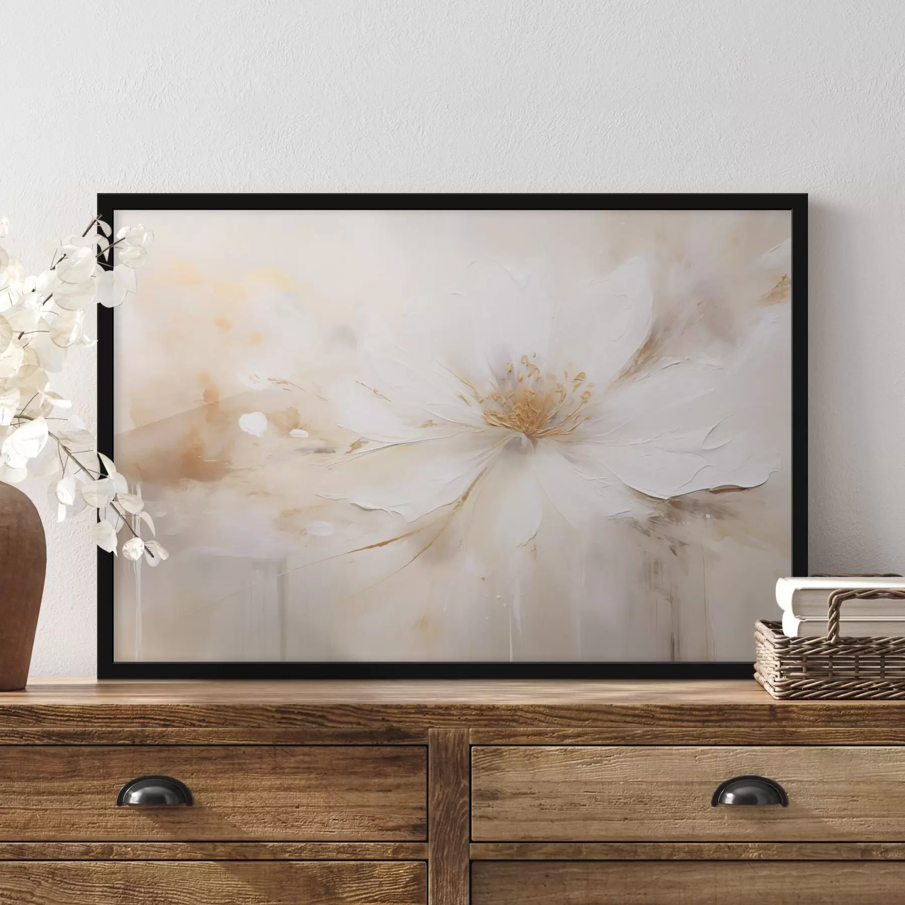 Papier peint Une fleur légère avec un centre jaune-orange f45802