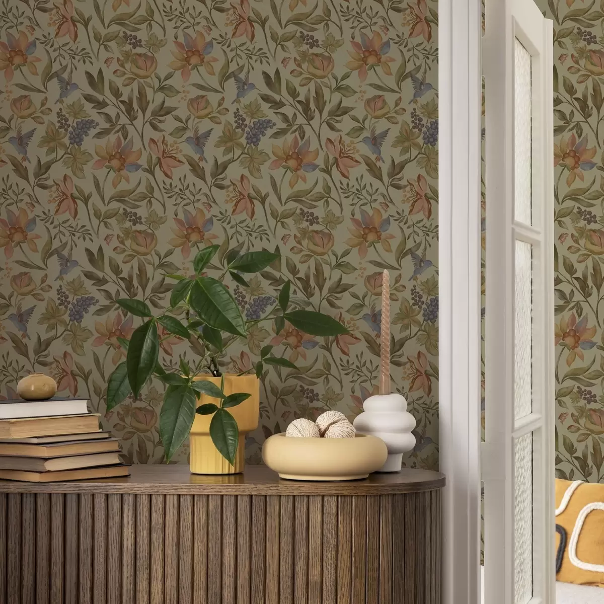 Papier peint Fleurs et oiseaux vintage avec des raisins sur fond olive a00594