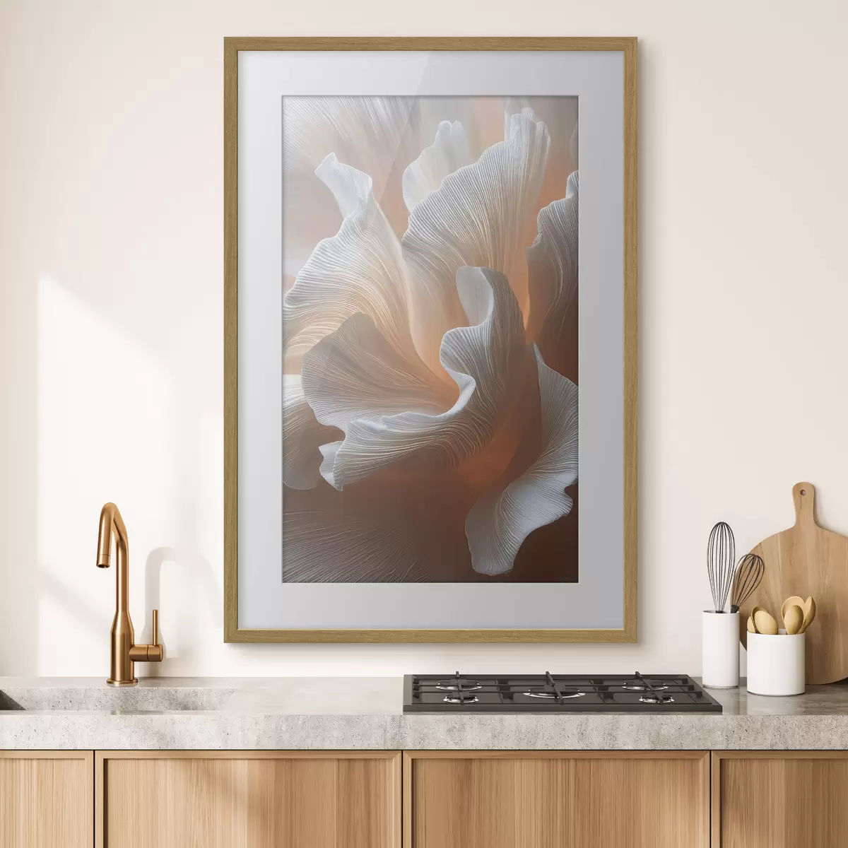 Poster Pétales blancs aériens avec une lueur pêche chaude f45909