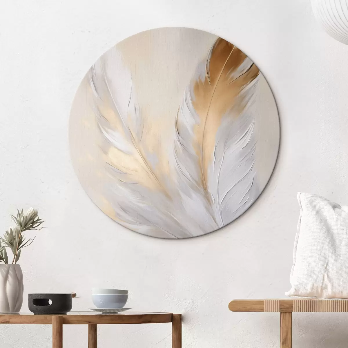 Tableaux rondes Plumes rehaussées de touches orange, éclairage tamisé, composition minimaliste texturée, art moderne r45944