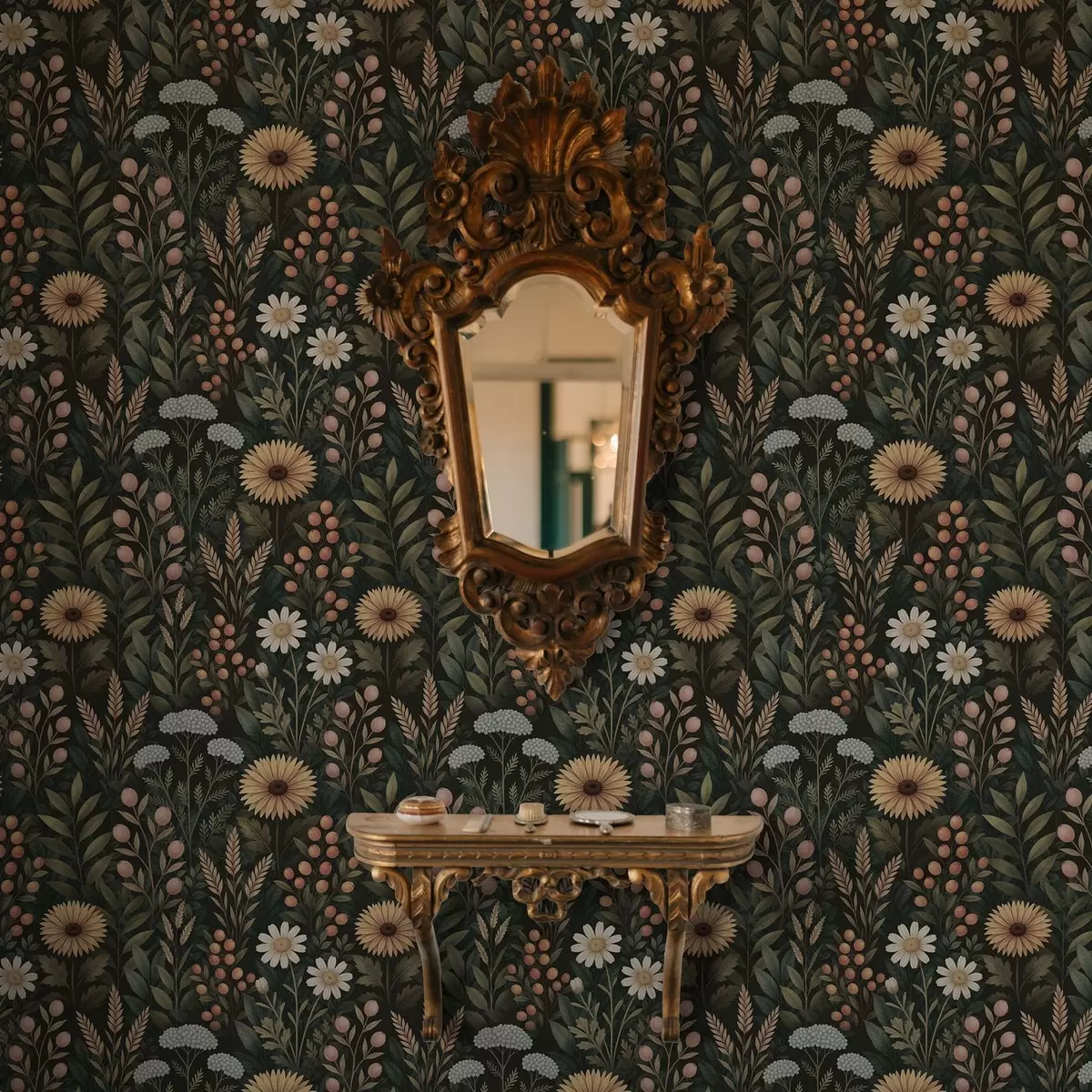 Papier peint Fleurs sauvages et baies sur fond sombre, motif naturel a00707