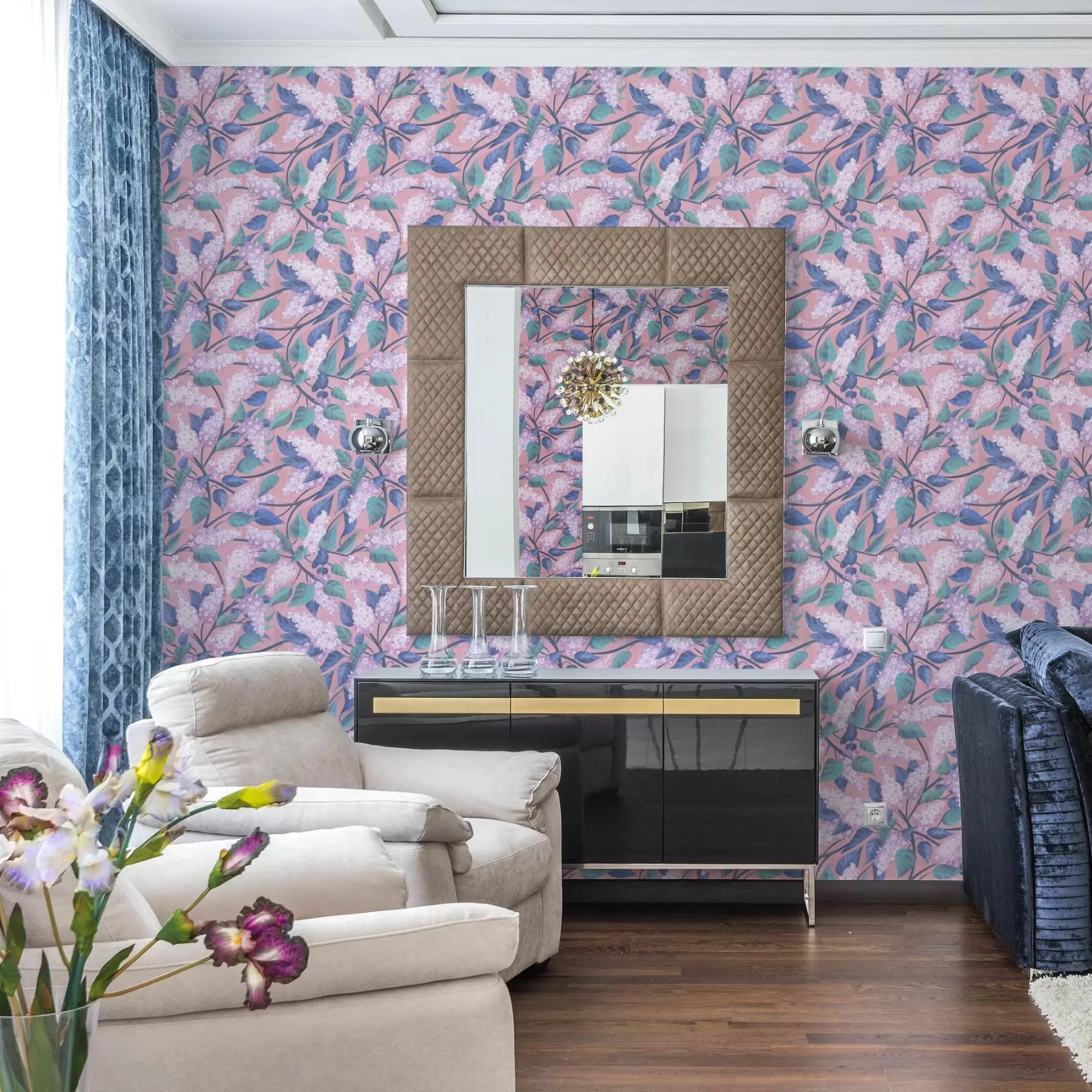 Papier peint Délicates fleurs lilas sur fond rose, ambiance printanière a00797