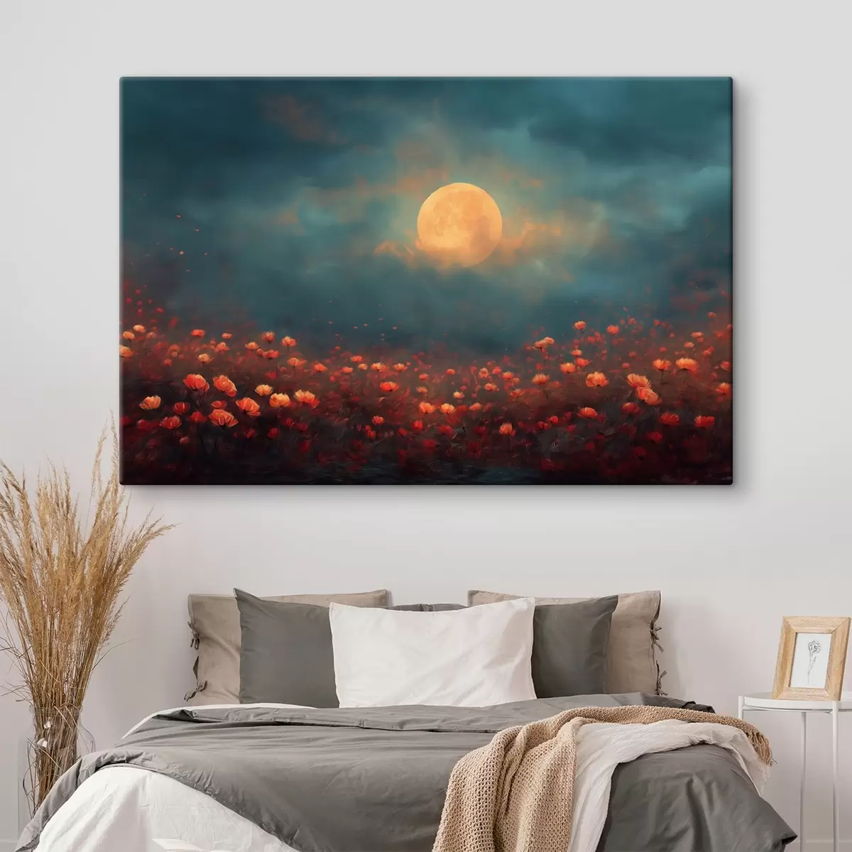 Tableau Lune au-dessus d'un champ de fleurs rouges dans un ciel brumeux au crépuscule s46167