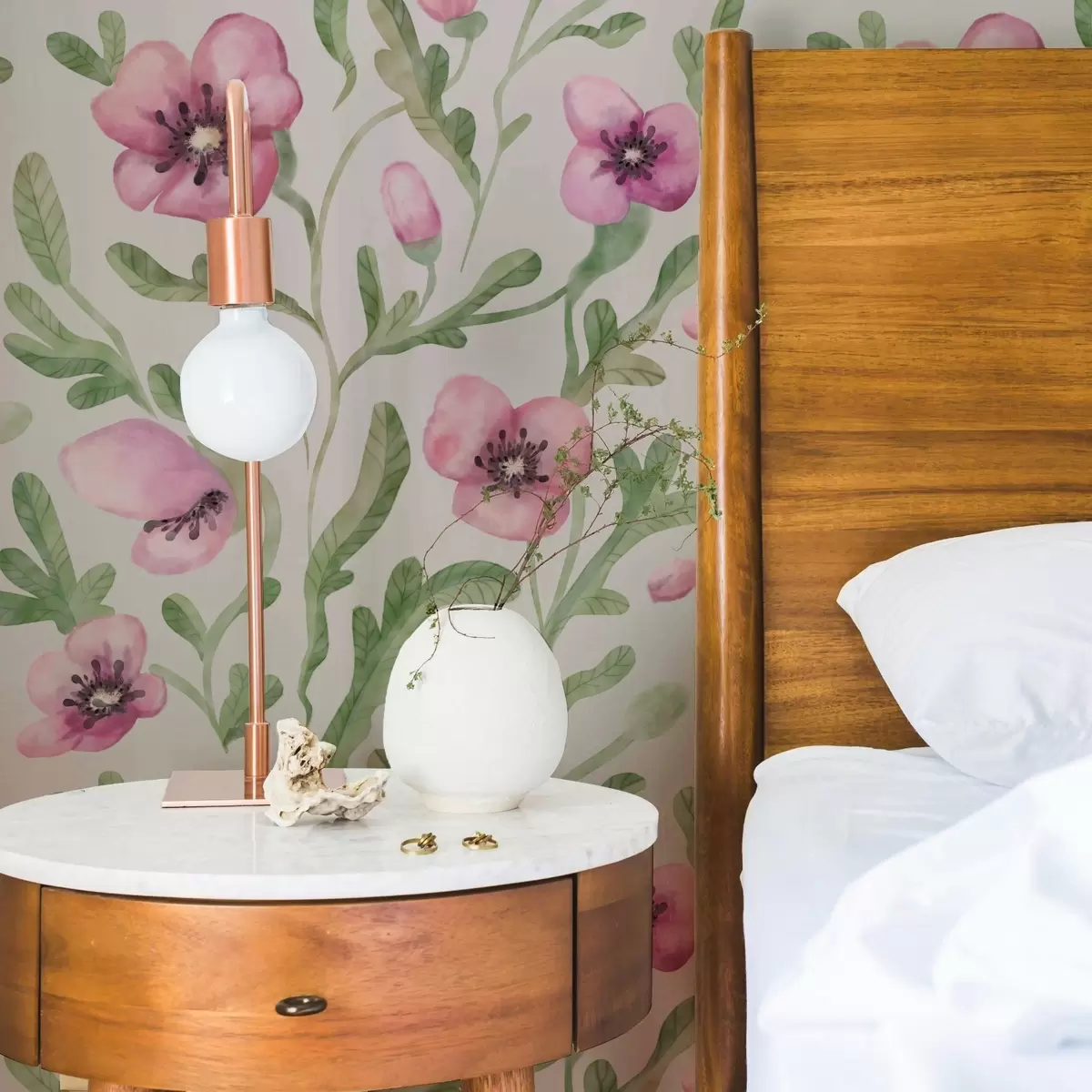 Papier peint Délicats coquelicots roses avec feuilles peints à l'aquarelle a00830