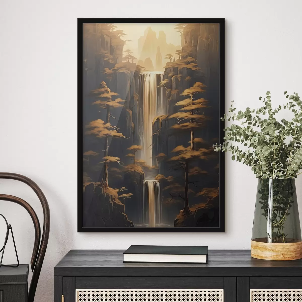 Poster Hautes falaises avec une cascade et des pins dans la lumière du soir f46151