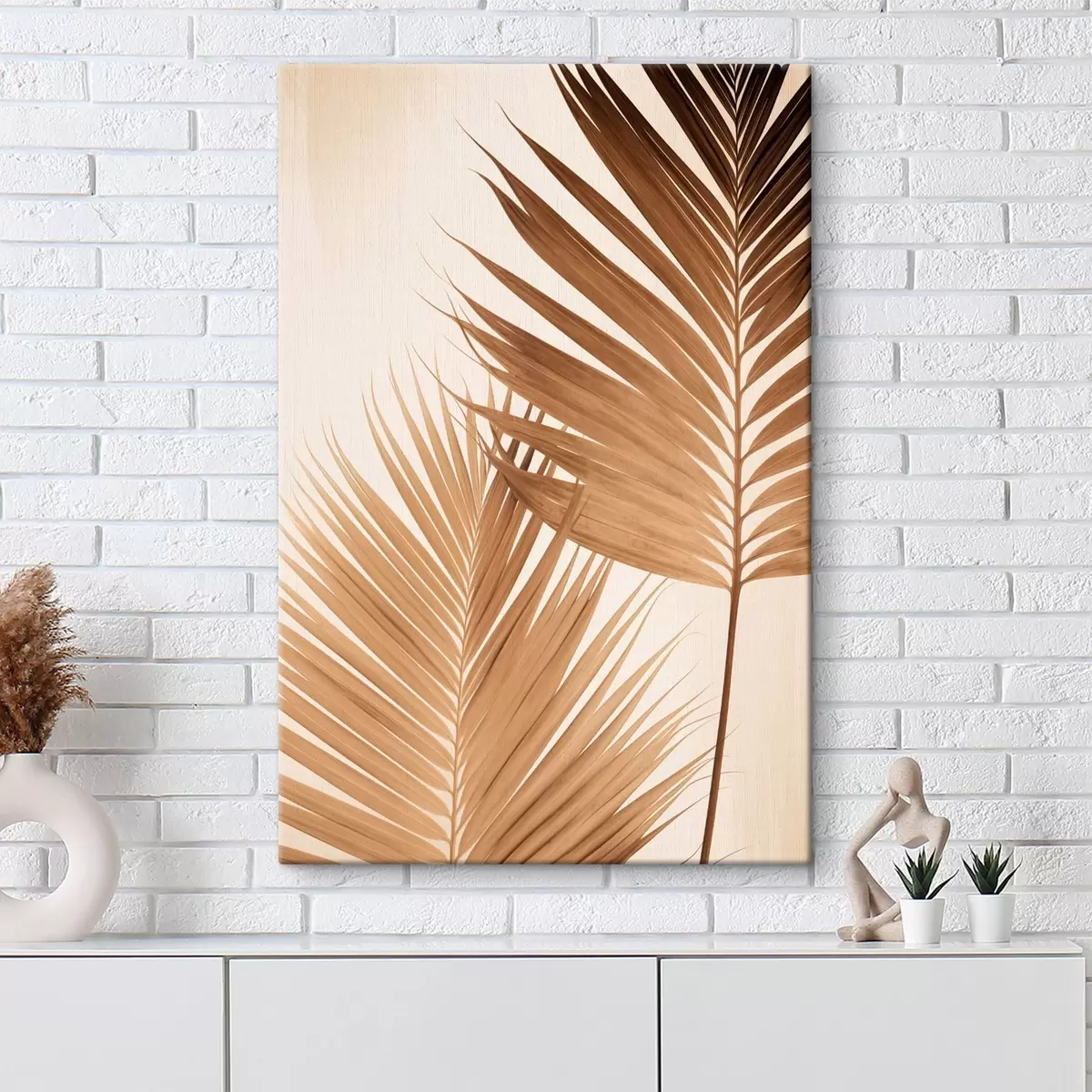Tableau Feuilles de palmier dans des tons bruns, fond neutre, style minimaliste, éclairage naturel, ambiance tropicale s46274
