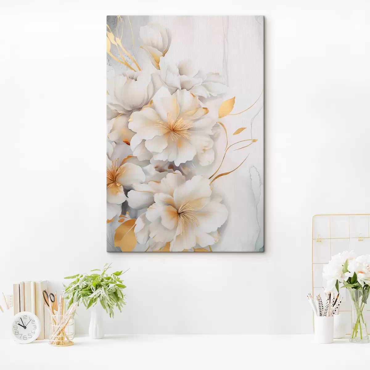 Tableau Fleurs blanches avec des détails jaunes, pétales avec des ombres subtiles, fond clair avec un effet marbré subtil s46292