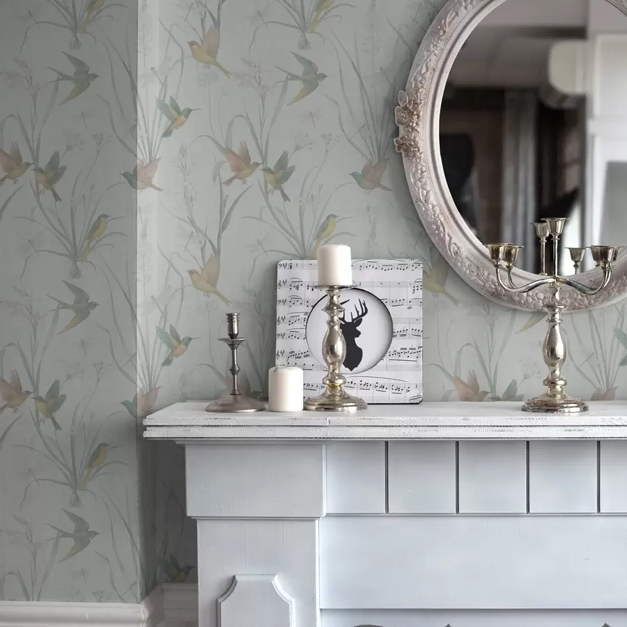 Papier peint Oiseaux parmi les herbes des prairies sur fond gris clair a00776v1