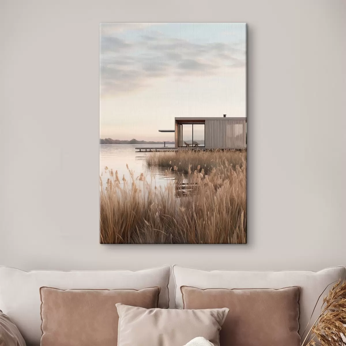 Tableau Cabane moderne au bord d'un lac, parmi les roseaux, au crépuscule s46513