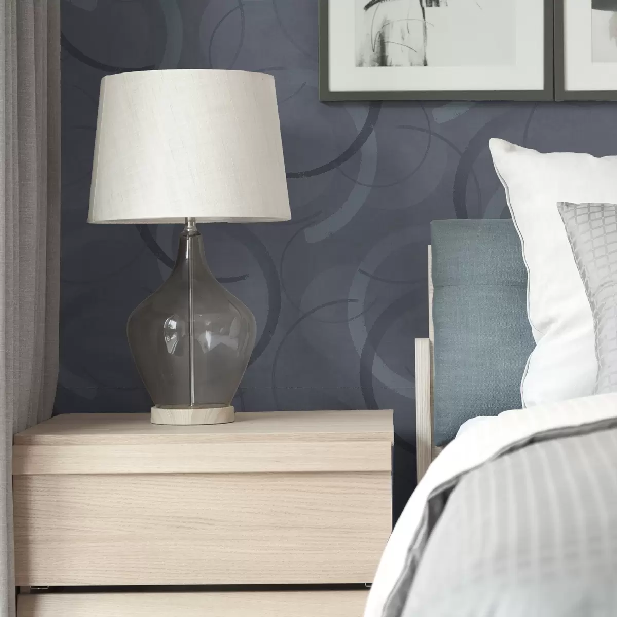 Papier peint Demi-cercles et cercles doux dans une palette gris-bleu froide a00980