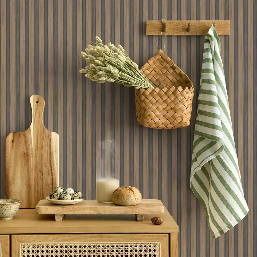 Papier peint Lattes verticales en bois et gris avec un rythme contrasté a00992