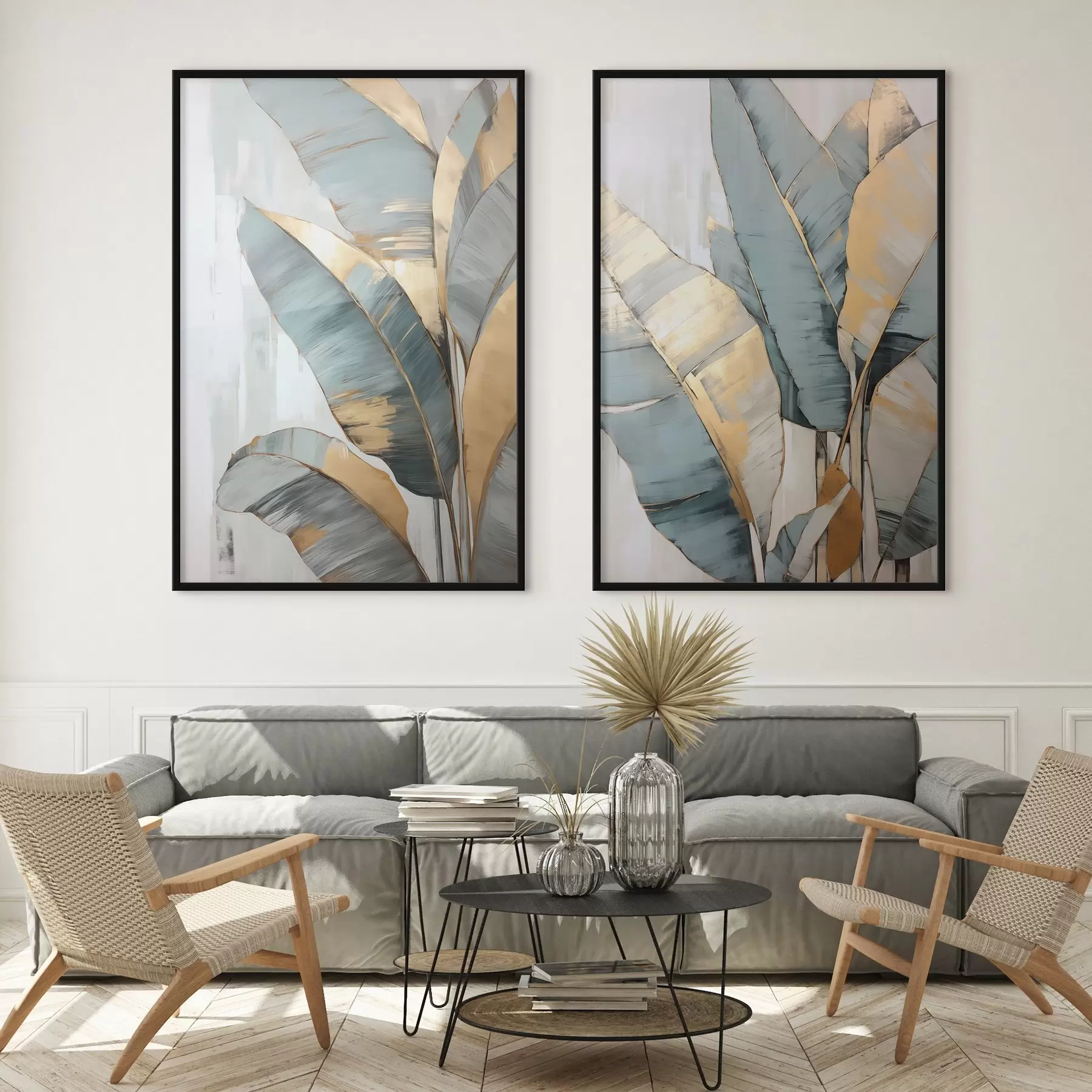 Papier peint Un ensemble de feuilles de bananier bleues, grises et jaunes avec des coups de pinceau visibles, sur un fond blanc abstrait d00645