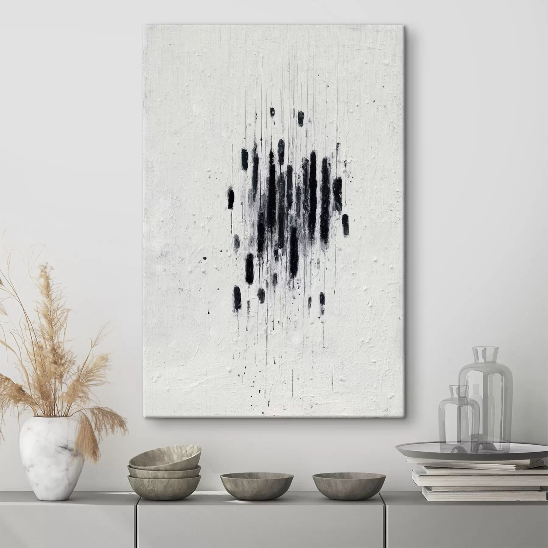 Tableau Art minimaliste avec des coups de pinceau expressifs et des contours flous dans un style pictural moderne. s46957