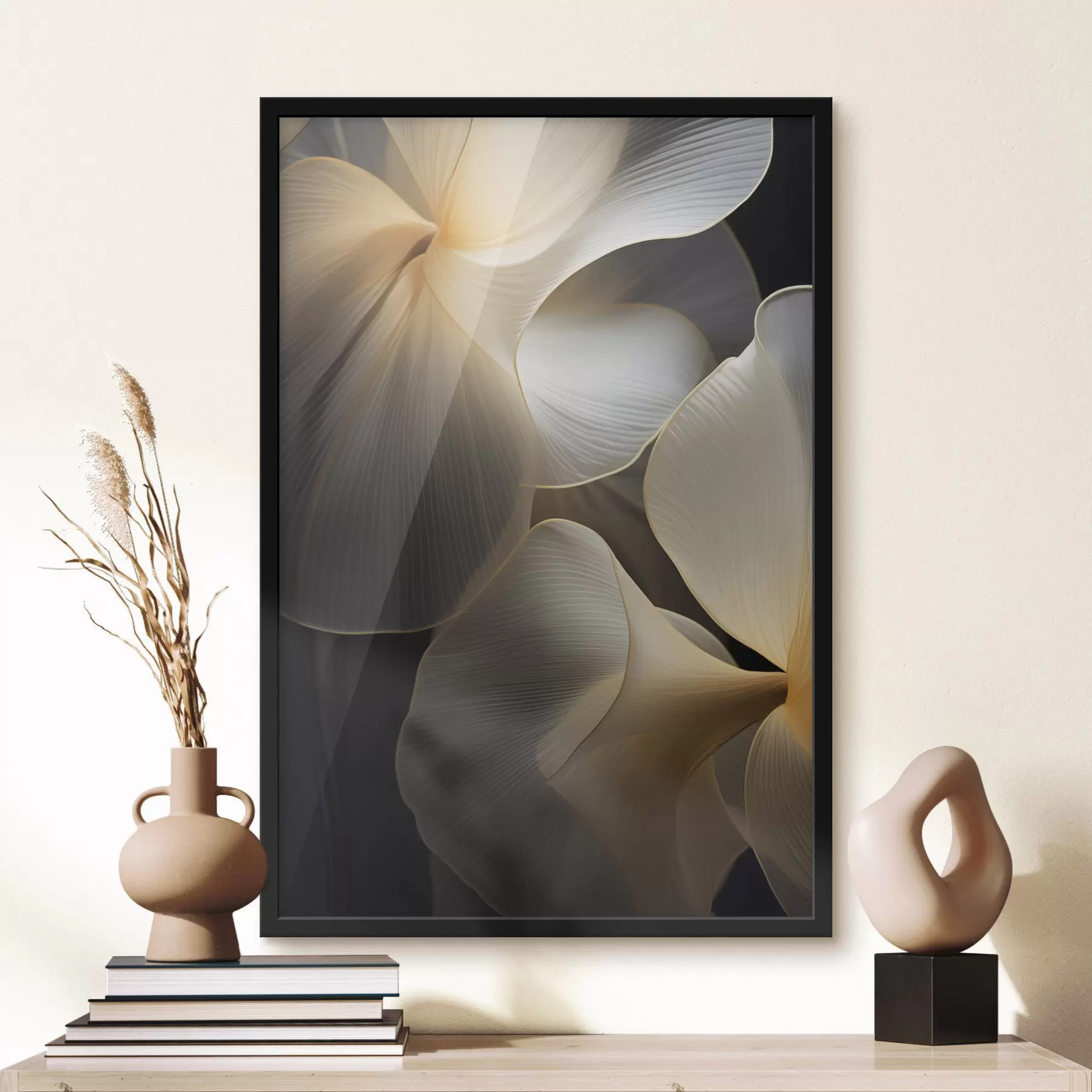 Papier peint Pétales abstraits translucides aux lignes délicates, sur fond sombre f47859