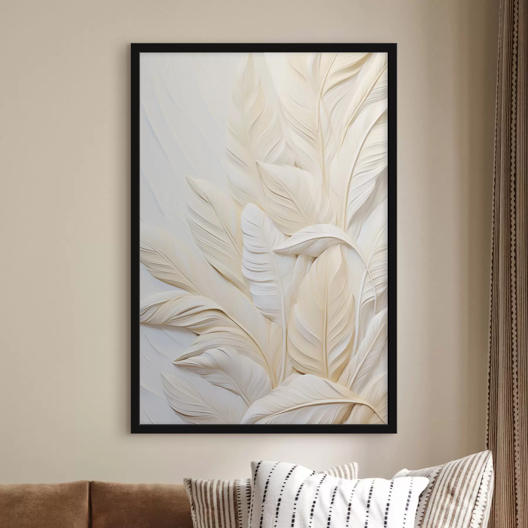 Papier peint Plumes de couleur crème se chevauchant, sur un fond clair et doux. f47883