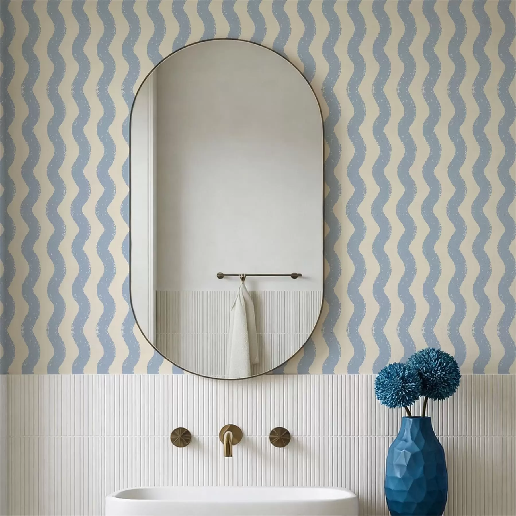 Papier peint Motif ondulé bleu clair sur fond clair a01188