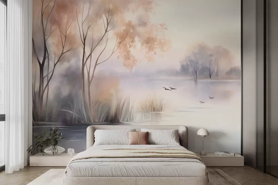 Papier peint Paysage : un lac brumeux parsemé d'arbres et de roseaux, avec des oiseaux en vol, dans un style aquarelle texturé w09866