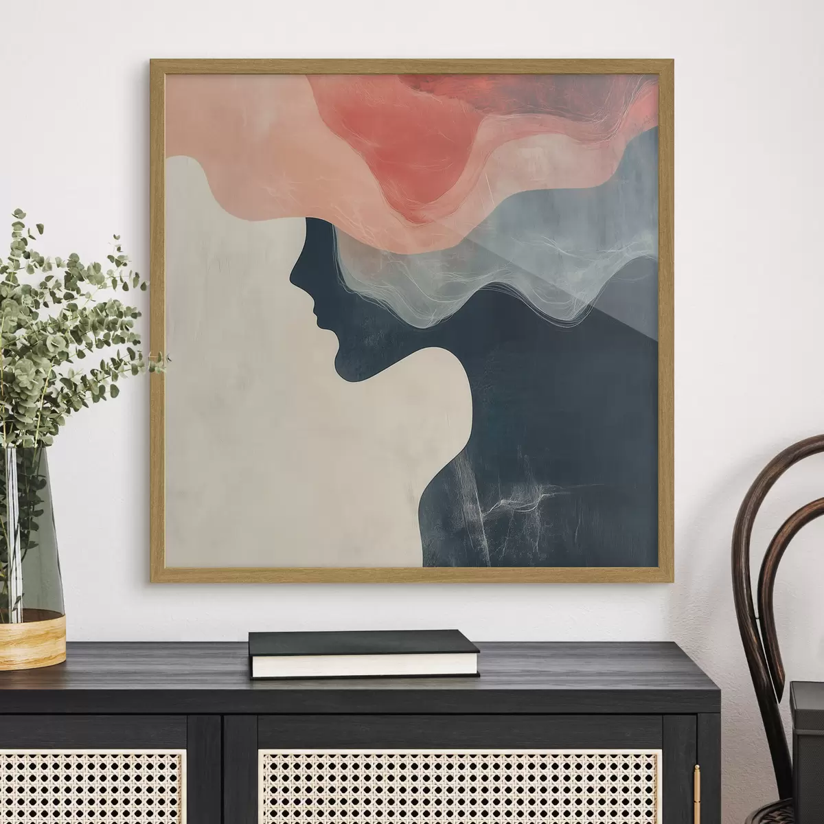 Poster Silhouette féminine abstraite avec des vagues corail et bleues, dans un style minimaliste f48882