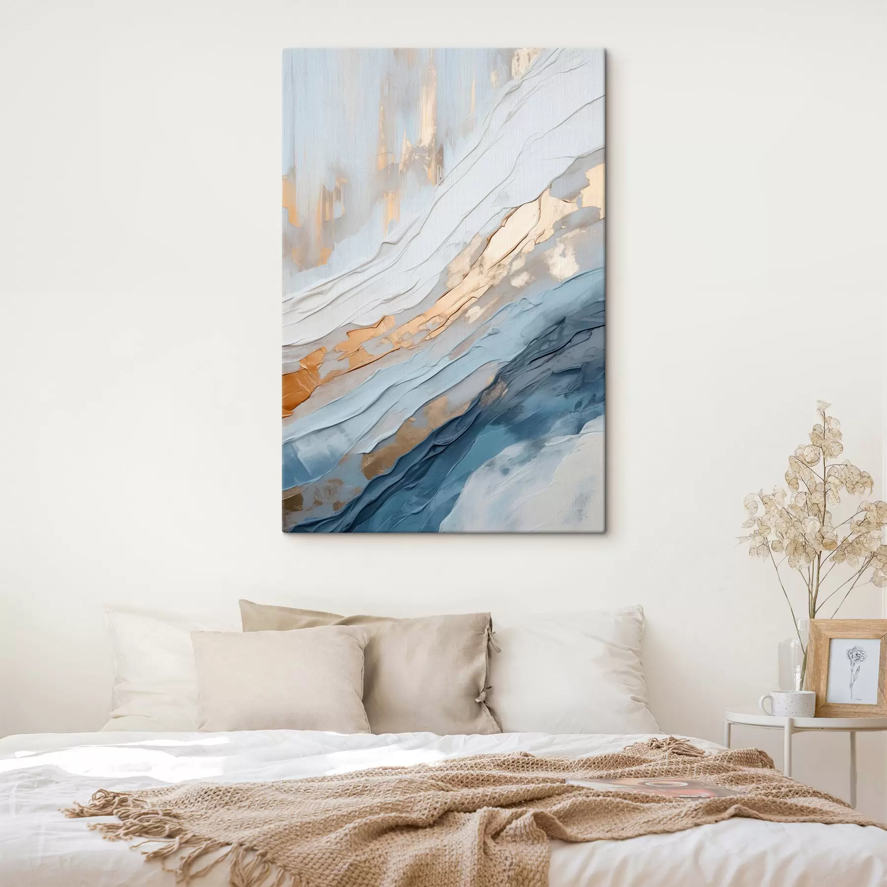 Tableau Œuvre d'art abstraite aux lignes fluides bleues et à la texture riche s49474