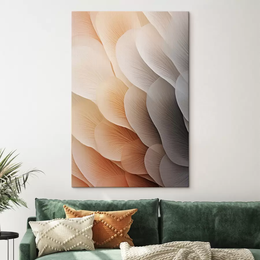 Tableau Des textures abstraites et translucides, évoquant des pétales, dans des tons de pêche, de crème et de gris s49492